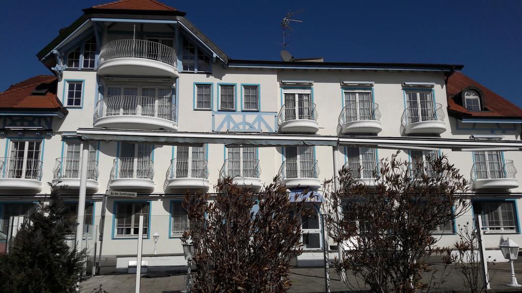 See-Hotel Seeschau - Direkt Am Bodenseeufer Reichenau Exterior photo